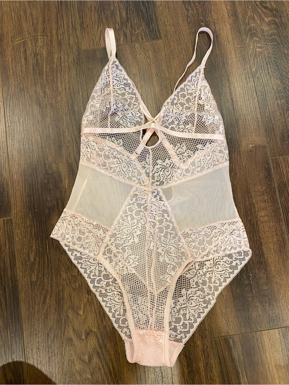 Lace lingerie size XS light pink